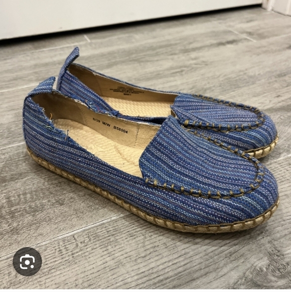 Born Shoes - Born Canvas Blue Striped Slip-On Espadrille Loafers Size 7.5